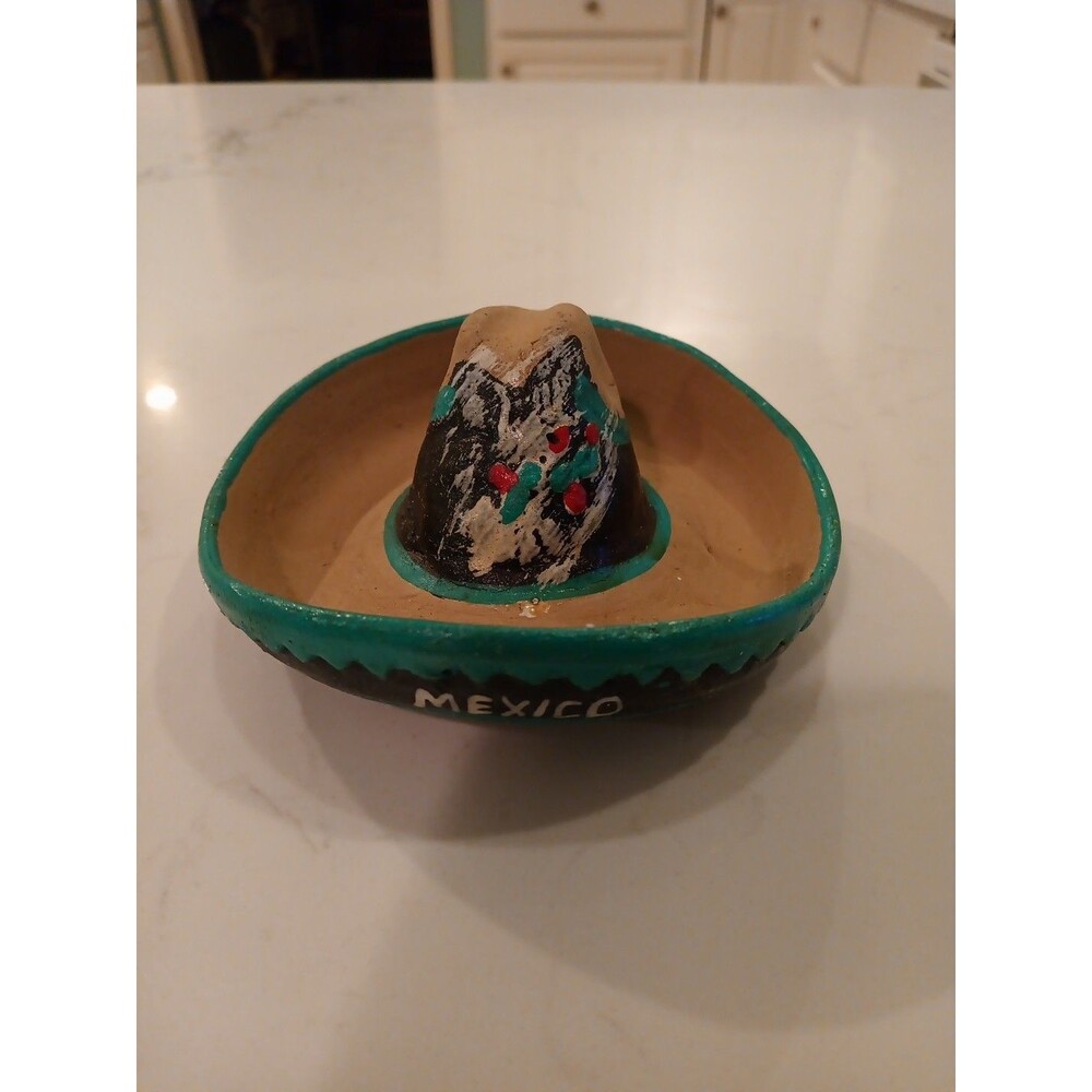 Vintage Mexico Mexican Handcrafted Clay Pottery Souvenir Sombrero Ashtray